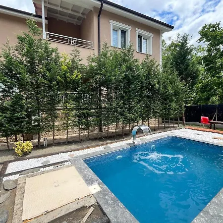 Apartment Mansion With Private Pool In Sapanca