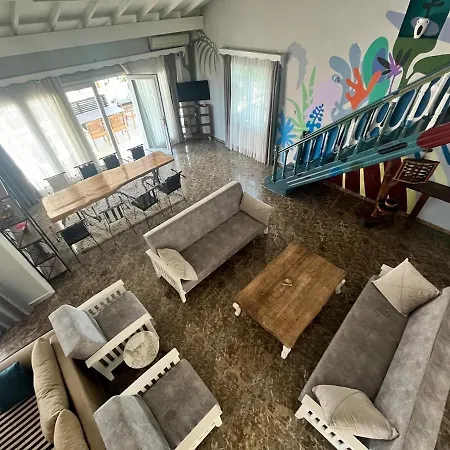 Mansion With Private Pool In