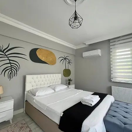 Mansion With Private Pool In * Sapanca