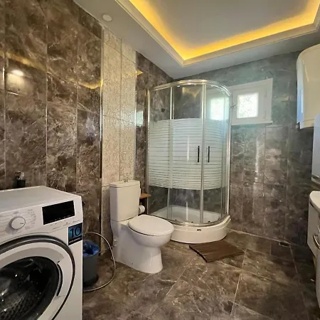 Mansion With Private Pool In Sapanca