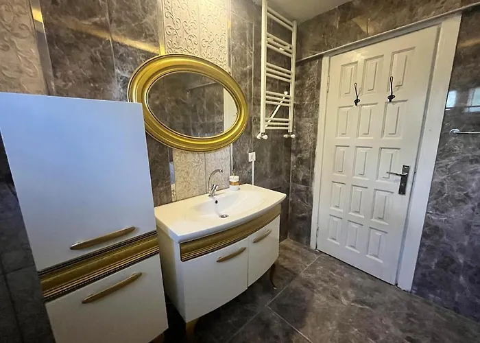 Mansion With Private Pool In * Sapanca