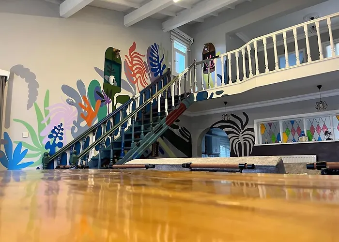 Apartment Mansion With Private Pool In *