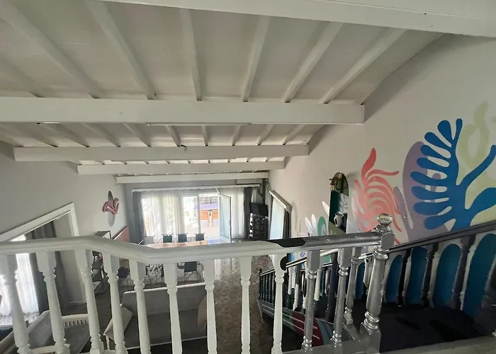 Mansion With Private Pool In Sapanca