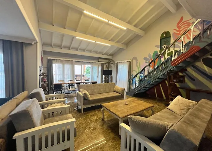 Apartment Mansion With Private Pool In *