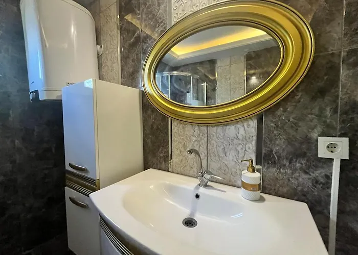 Mansion With Private Pool In Apartment Sapanca